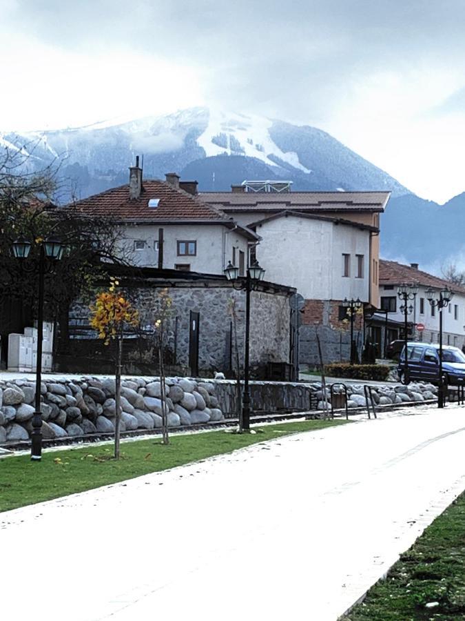 Charming Ski Apartments Near Gondola & Bar Street, Cedar Lodge 1 Complex Bansko Exterior photo