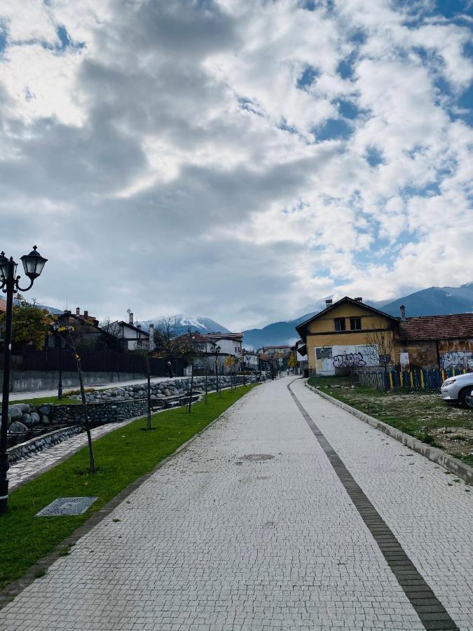 Charming Ski Apartments Near Gondola & Bar Street, Cedar Lodge 1 Complex Bansko Exterior photo